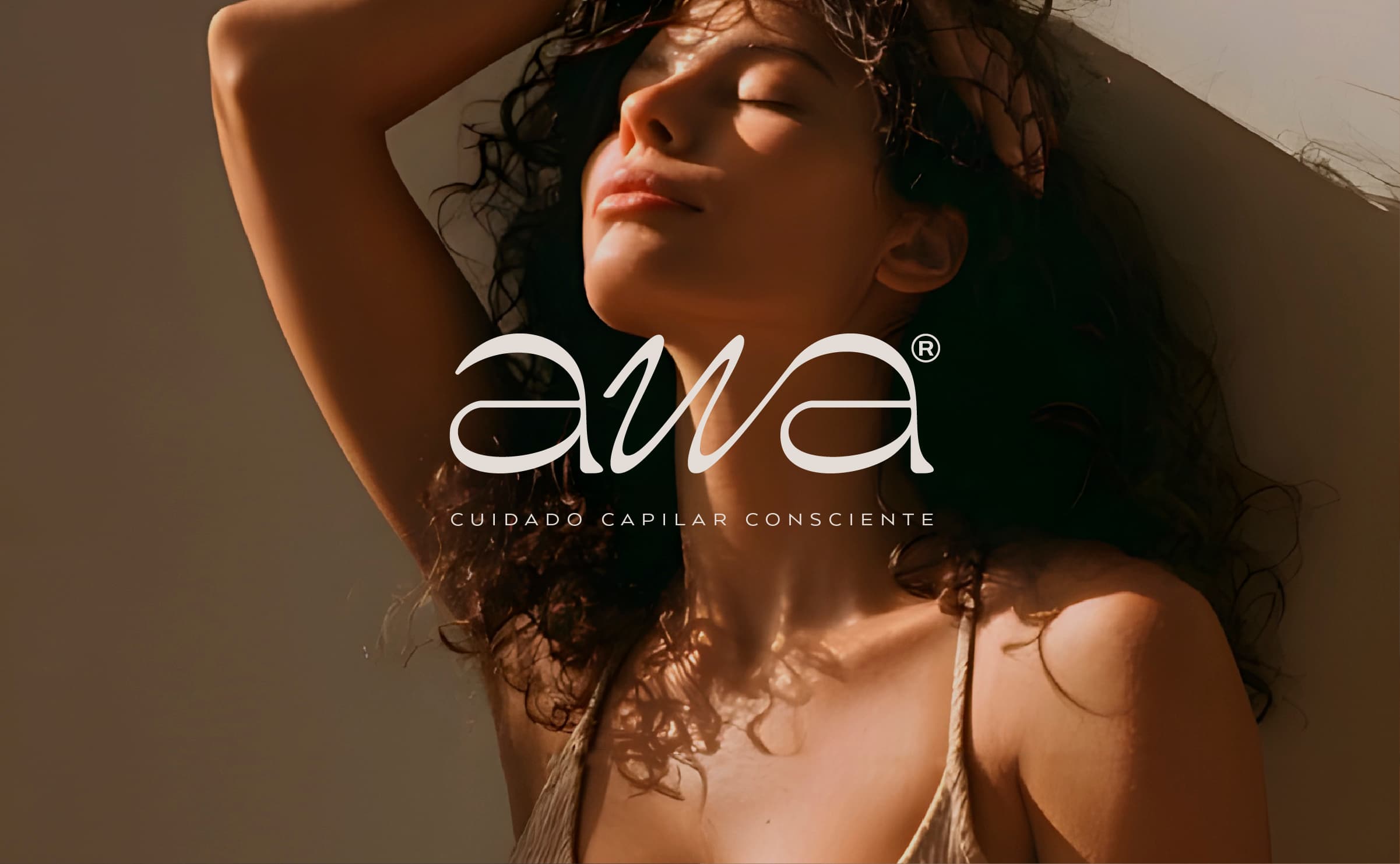 AWA: cuidado capilar consciente, identidad de marca